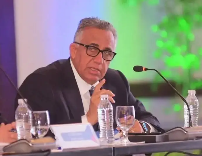 La candidatura dominicana fue presentada por una delegación encabezada por Luis Mejía Oviedo, miembro del COI, y Felipe Vicini, presidente del Comité Gestor de la candidatura y del programa Creando Sueños Olímpicos (CRESO).