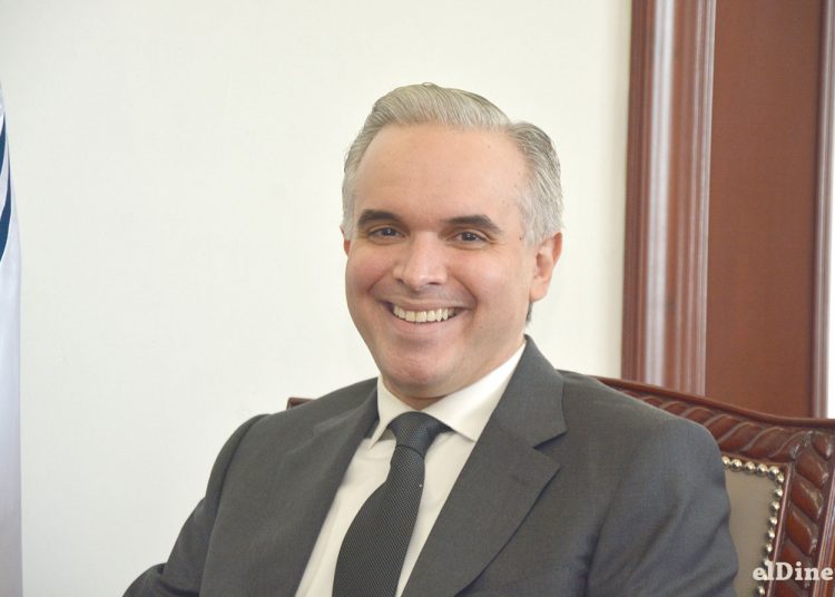 Luis Miguel De Camps García-Mella dice que generar empleos de calidad es una de las principales metas de esta administración.