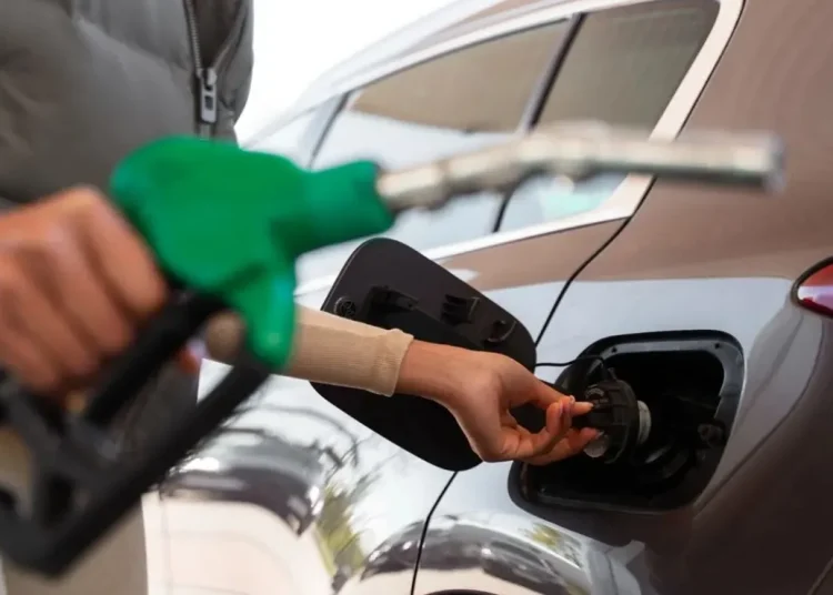 Los precios del gas y del petróleo se han encarecido después de los ataques desde el pasado sábado a Irán.