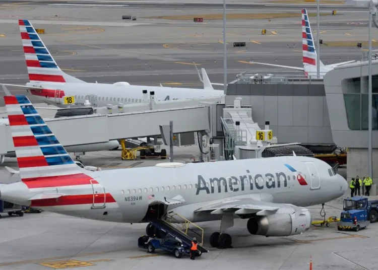 American Airlines busca ampliar sus operaciones al prever "su mayor itinerario de verano en la historia este año.