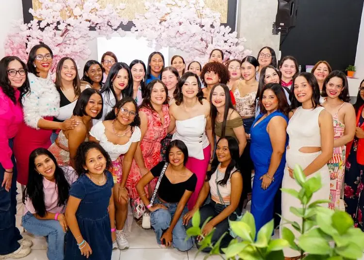 El evento combinó el cuidado personal, belleza consciente y la comunicación efectiva.