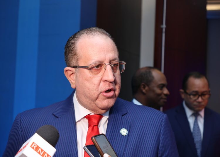 El ministro de Hacienda y Economía resaltó la estabilidad del sector financiero, con indicadores positivos, y la independencia del Banco Central. / FOTO: Ronny Cruz