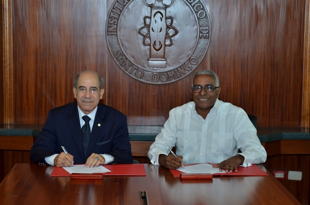 manuel gómez achécar, y rolando m. guzmán