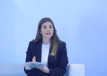 Según Brown, la facturación electrónica reducirá la evasión fiscal, así como los comercios informales.