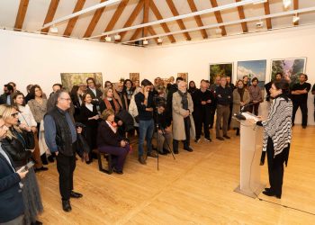 María Amalia León dando las palabras de bienvenida. Fuente externa.