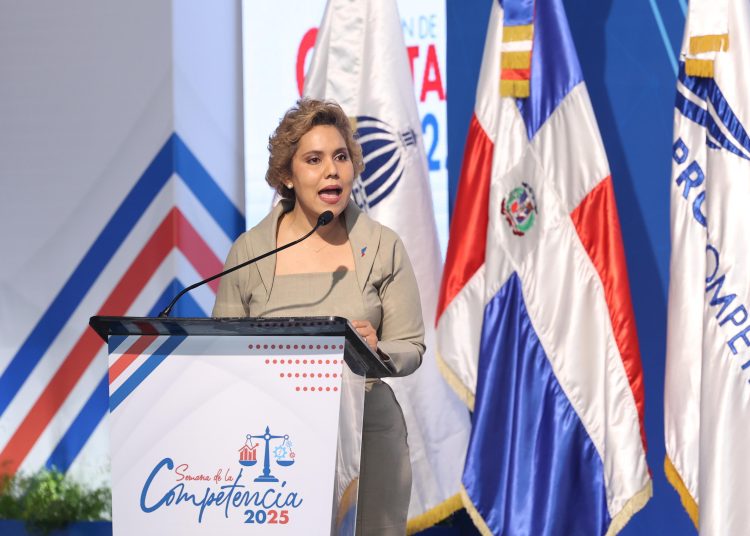 Vásquez Taveras destaca que app ProCompetenciaRD contribuirá al fortalecimiento de la cultura de cumplimiento y vigilancia ciudadana en el país.