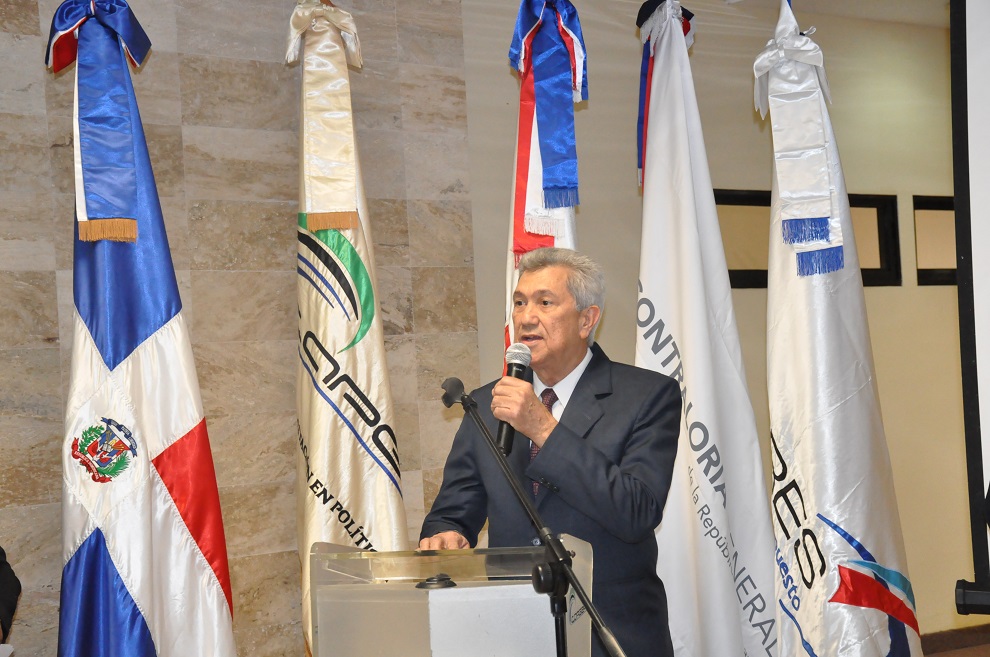 mariano escoto, director del capgefi presidió la actividad.