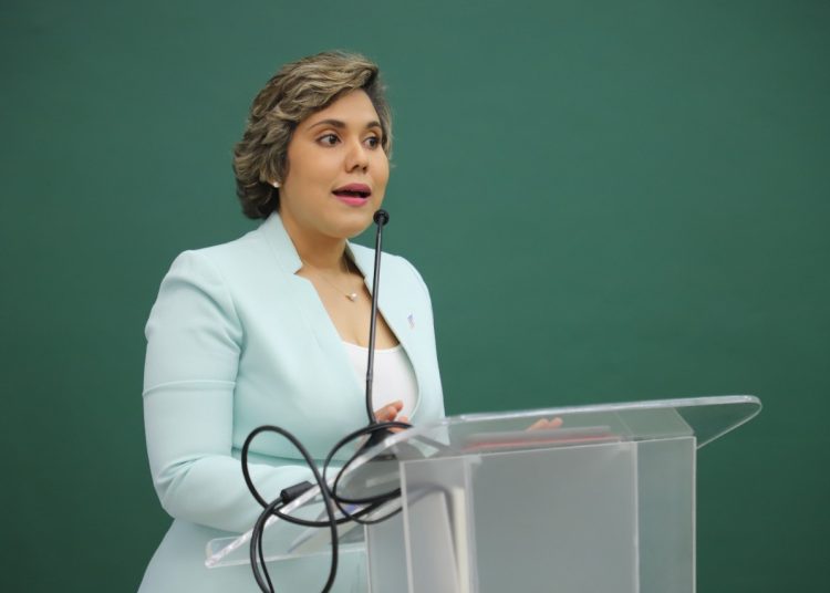 María Elena Vásquez