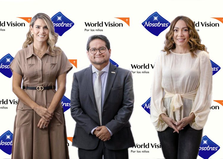 María Nyce Puyos, Juan Carlo Ramírez y Miralba Ruiz.