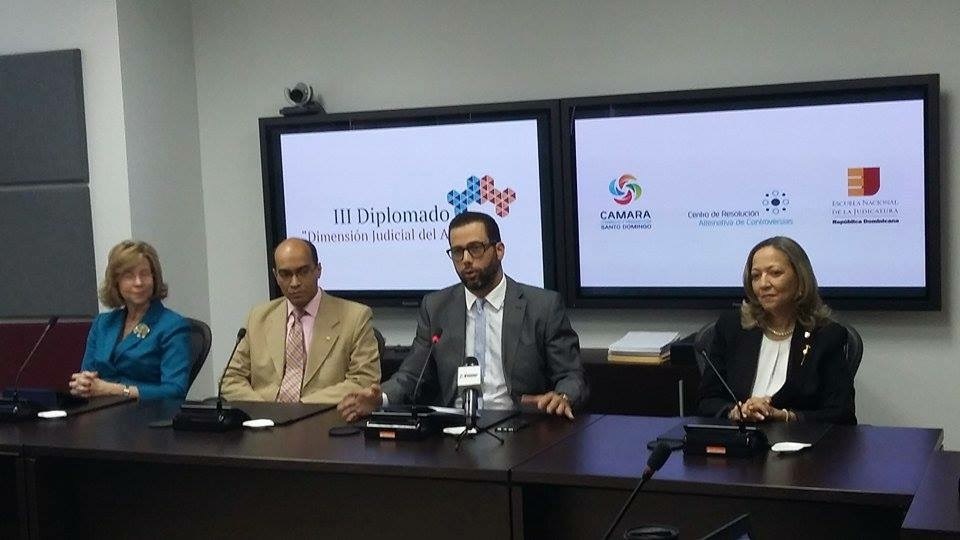 Mary Fernández, Edynson Alarcón, Manuel Luna y Gervasia Valenzuela.