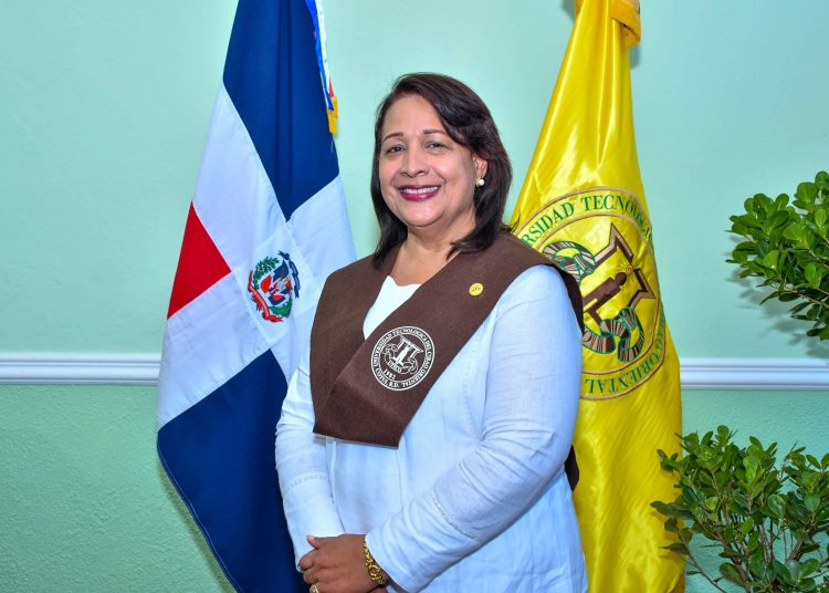 Marylin Díaz, nueva rectora de la Uteco.