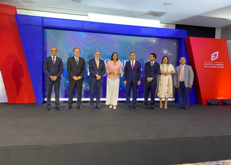 En lo que va del 2024, la periodista Massiel de Jesús Acosta ha conquistado un total de siete galardones en igual cantidad de premiaciones nacionales e internacionales.
