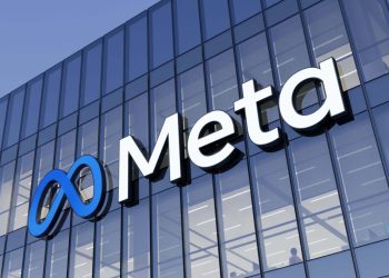 La compañía establece un ambicioso plan de incentivos para sus altos ejecutivos vinculado al crecimiento futuro de la empresa y a la competencia en inteligencia artificial.