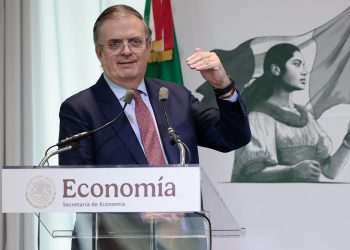 El financiamiento se debe a que “la industria textil y del calzado puede ayudarnos de manera muy relevante a crear empleos en 2026”, según indicó Marcelo Ebrard, secretario de Economía.