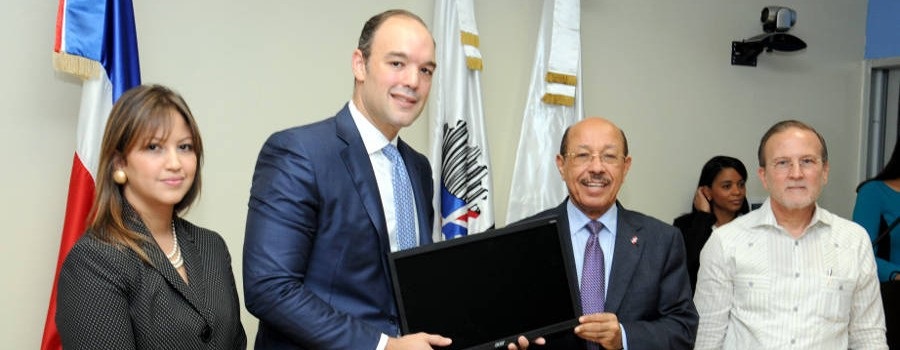 mic e indotel
