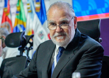 El ministro de Medio Ambiente y Recursos Naturales, Miguel Ceara Hatton durante la XI Conferencia Iberoamericana de Ministros de Medioambiente y Cambio Climático. | Fuente externa.