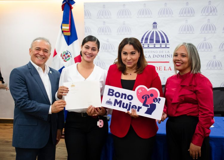 El Bono Mujer es una contribución económica que otorga el Ministerio de la Mujer en el marco del Plan Nacional de Vivienda Familia Feliz. Fuente externa.
