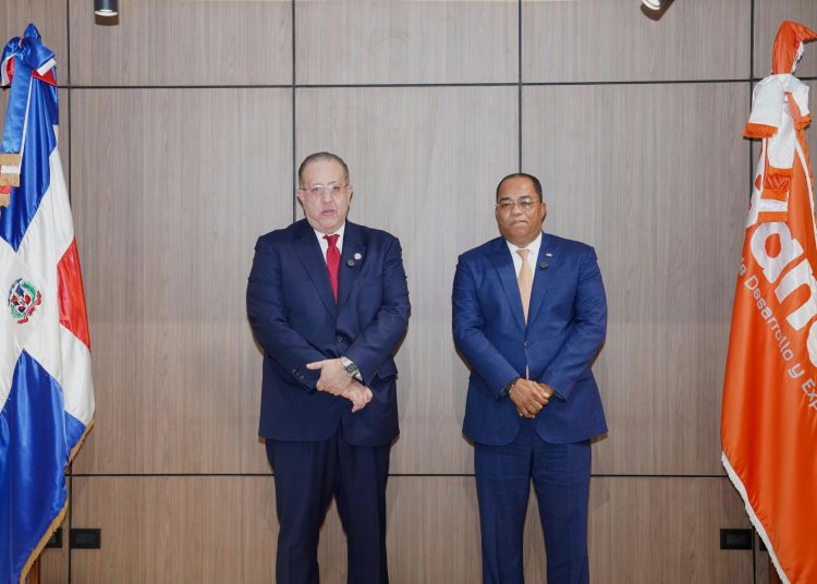Correa Hiciano reafirma su compromiso de liderar a Bandex con entrega, transparencia y lealtad.