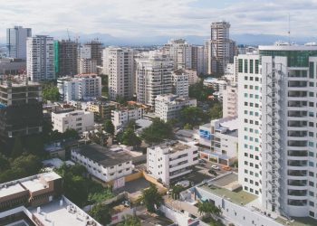 En 2024, los pagos de intereses ascendieron al 21% de los ingresos del Gobierno, casi el doble del promedio de países con calificación Ba.