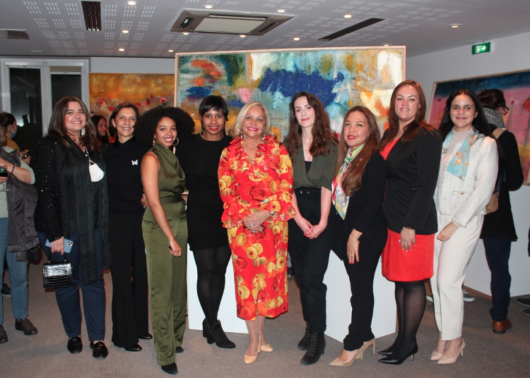 Mónica Sagues, Carolina Mejía, Laura Santana, Licelotte Nin, Sra. Rosa Hernández de Grullón, Clara Casanova, Massiel Medina, Melissa Marcelino, Gabriela Rodríguez.