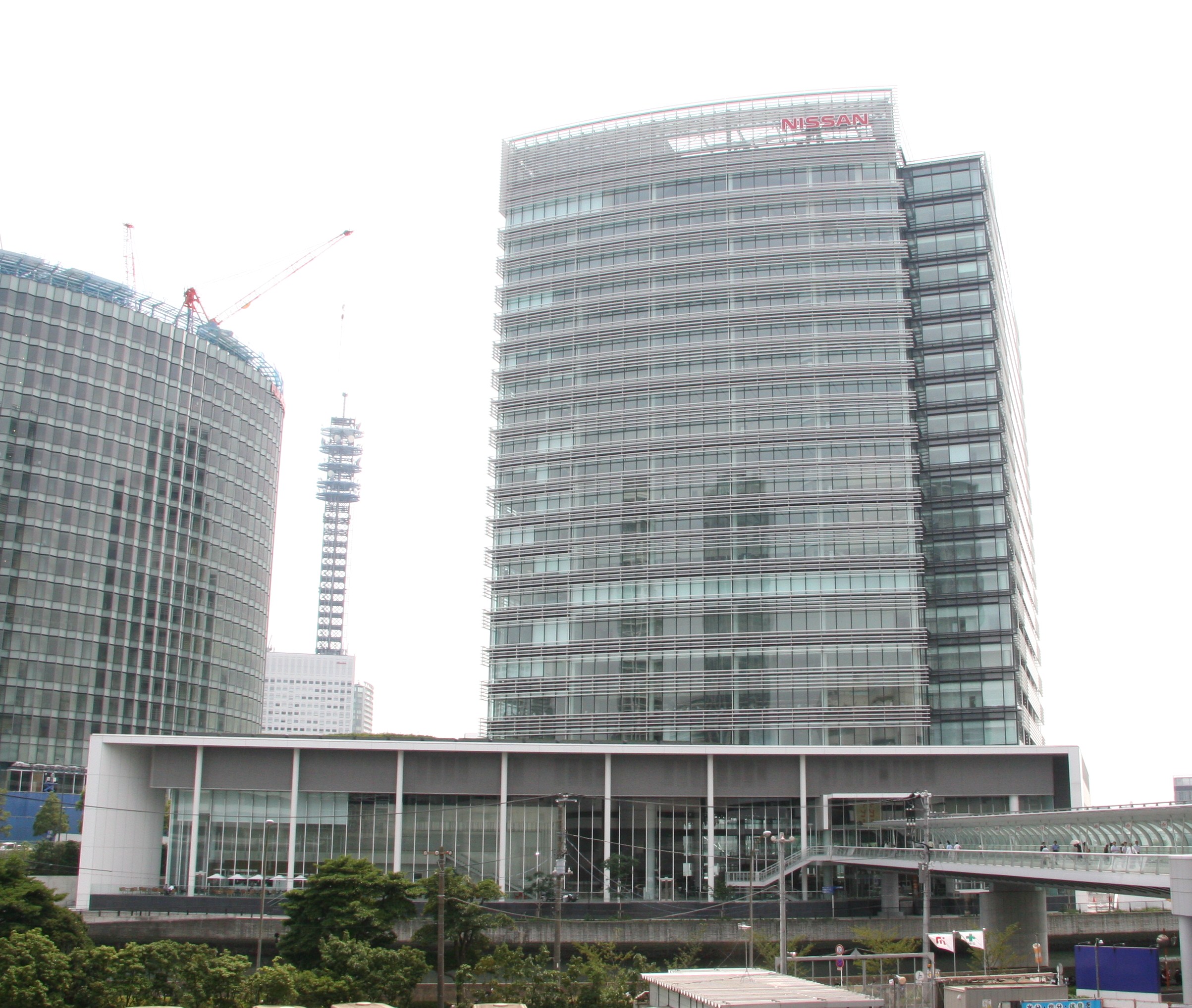 nissan global headquarters