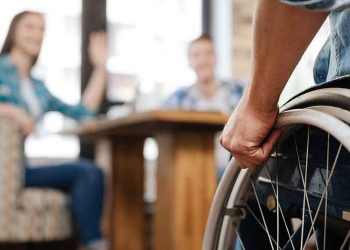 Según los datos de la encuesta, el producto con el mayor porcentaje de propiedad por personas con algún tipo de discapacidad en el país fue cuentas de ahorro y corriente. - Fuente externa.