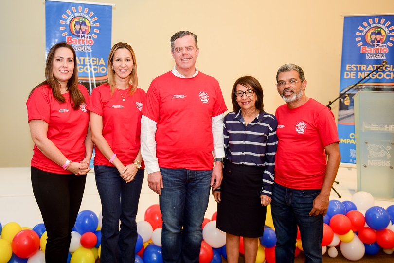 nestlé marisol martinez, gisselle brito, pablo weichers, claribel díaz, miguel