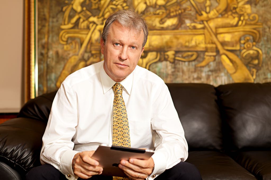 nick rischbieth, presidente ejecutivo del bcie.