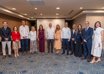 La nueva Junta Directiva de la AHSD presenta su plan de gestión para el período 2026-2028.