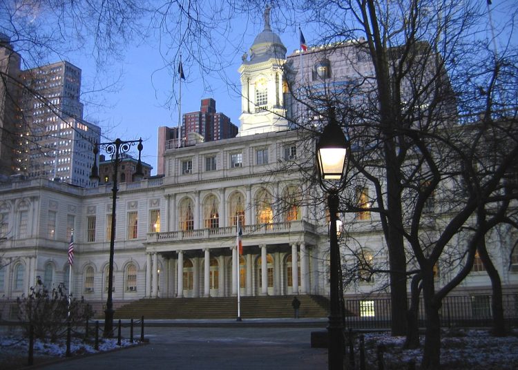 Nyc_city_hall_jan06a