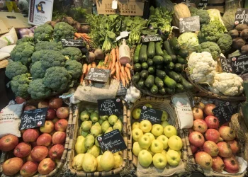 Pero también por una menor inflación subyacente (5.9%, dos décimas menos que en mayo), la que excluye los elementos más volátiles que son precisamente los alimentos y la energía.