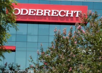 La Terminal 2 (T2) de Tocumen fue adjudicada a Odebrecht en 2012, su construcción comenzó en 2013 por un monto inicial de US$679 millones, pero terminó superando los US$900 millones en inversión, recalcó.