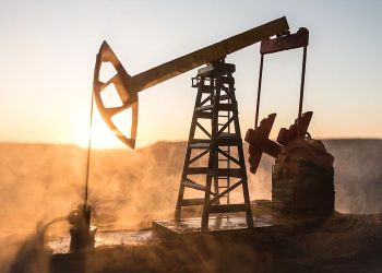 Existen los temores de que la escalada de tensiones en Oriente Medio afecte a los suministros petrolíferos de la región.