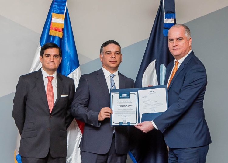 Óptima Corporación de Crédito