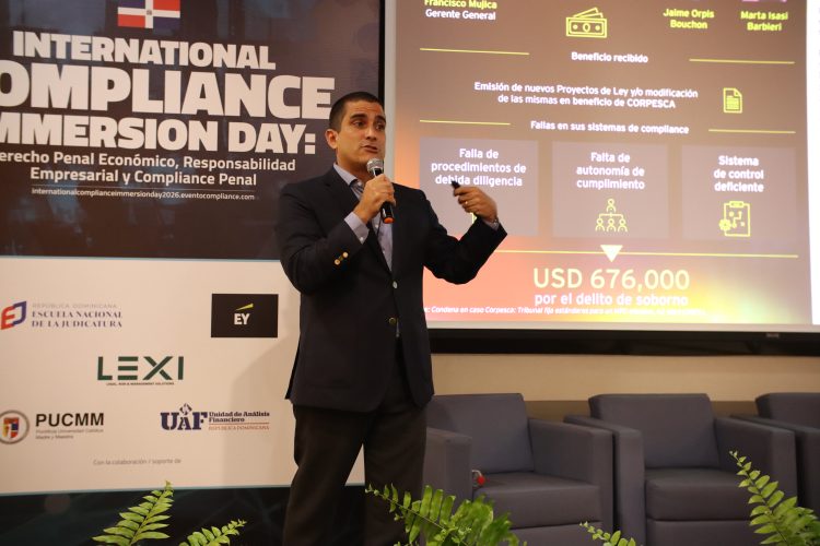 Óscar Meléndez hizo el planteamiento durante el “International Compliance Immersion Day: derecho penal económico, responsabilidad empresarial y compliance penal”, celebrado en la Pucmm.