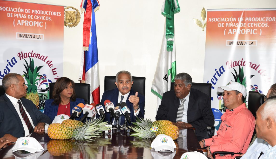 osmar benítez y exportadores de piña