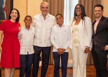 Aquino García expresó su interés de continuar sus estudios superiores en las áreas de Relaciones Internacionales y Derecho.