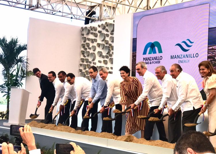 Palazo construcción megaproyecto energético Manzanillo