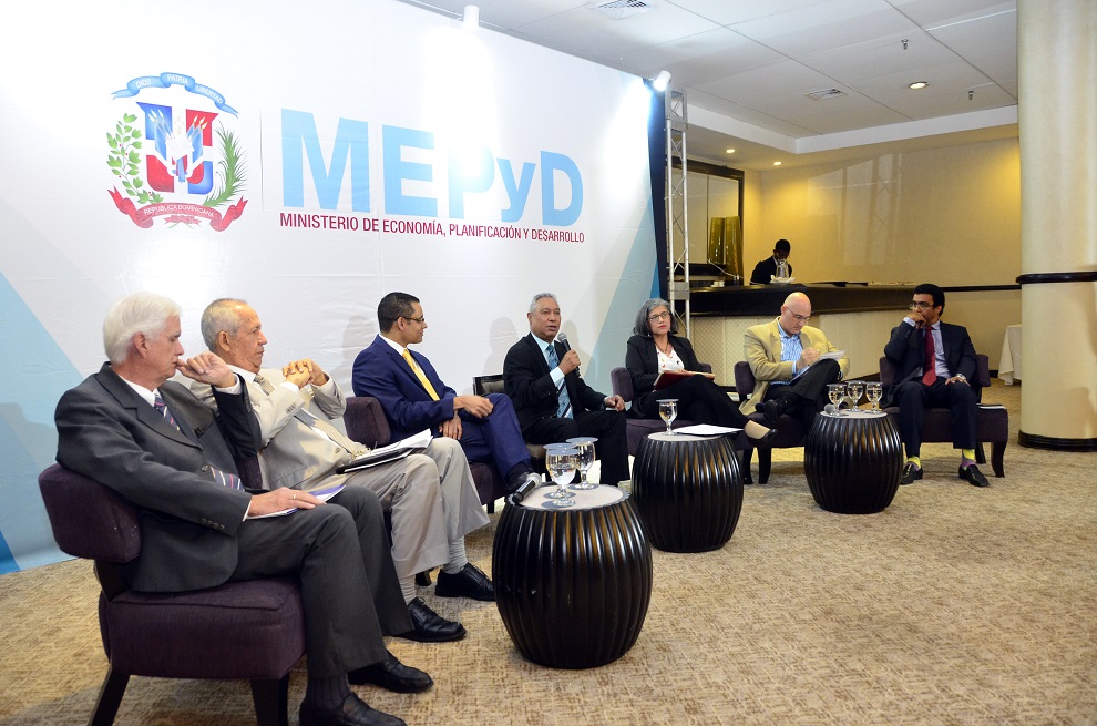 panel sobre rd 2050 15
