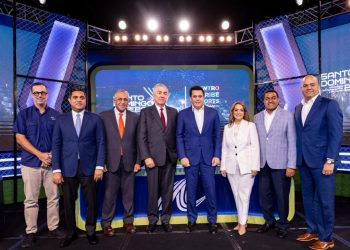 En el Foro de Inversión Turística 2025, David Collado afirma que el país entró en fase de diversificación tras la recuperación del sector.