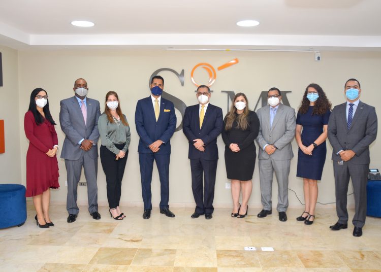 Parte de la directiva de la Superintendencia del Mercado de Valores (SIMV). |  Lésther Álvarez