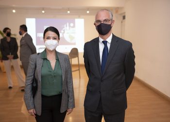 Patricia Andrade y Valery Vicini.