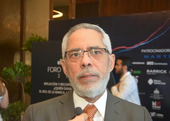 El asesor económico del Poder Ejecutivo, Pedro Silverio.