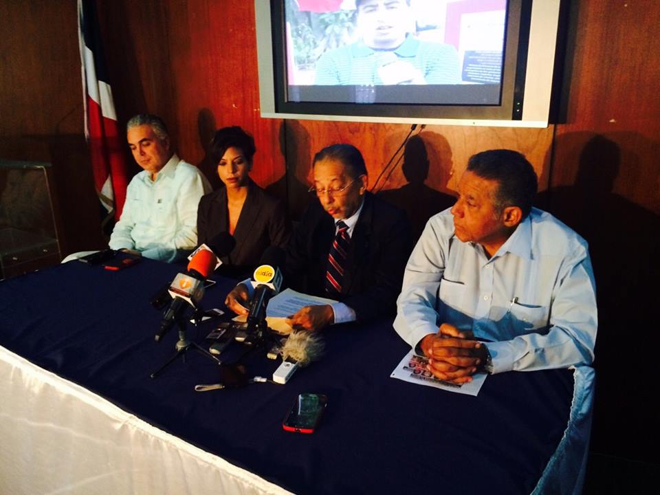 Roberto Cavada, Amelia Deschamps, Huchi Lora y Juan Bolivar Díaz./elDinero