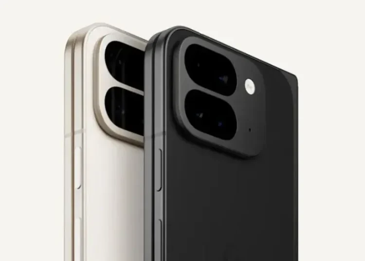 La cámara del nuevo Pixel 9 Pro Fold es triple e incluye una lente principal de 48 MP, con apertura f/1.7, un gran angular de 10.5 MP (f/2.2) y telefoto de 10.8 MP (f/3.1), con zoom óptico de 5x.