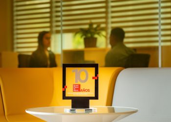 Premio 10 años de APAP certificandose como un GPTW