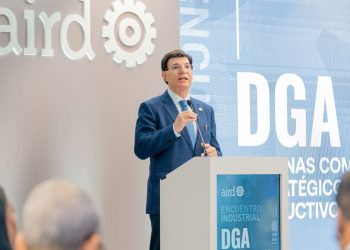 Brache resalta participación de Aduanas en lucha contra el contrabando y el comercio ilícito.