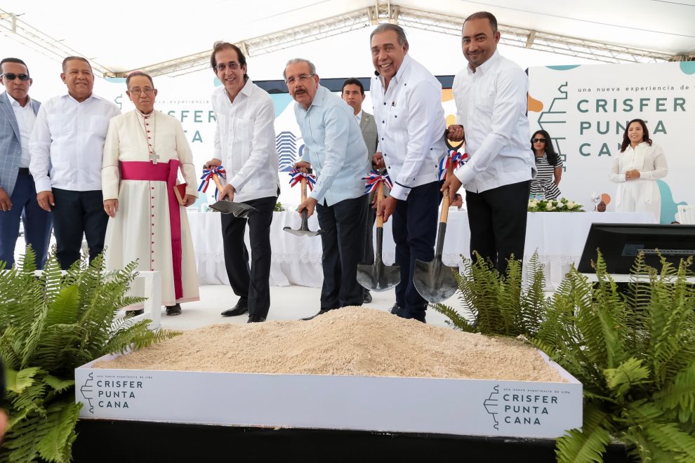 primer palazo complejo habitacional crisfer punta cana