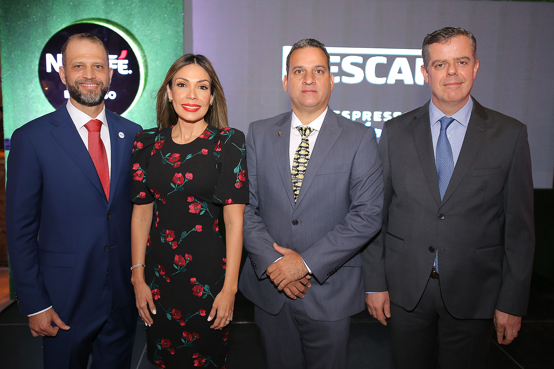 principal daniel peña, patricia mejía, eddy ramírez y pabo wiechers (2)