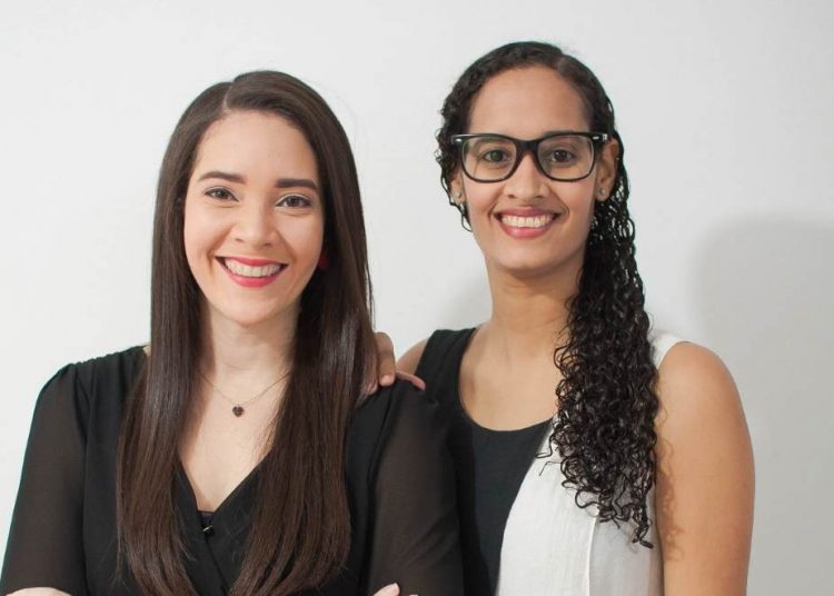 Rose Paulino y Pamela Torres.